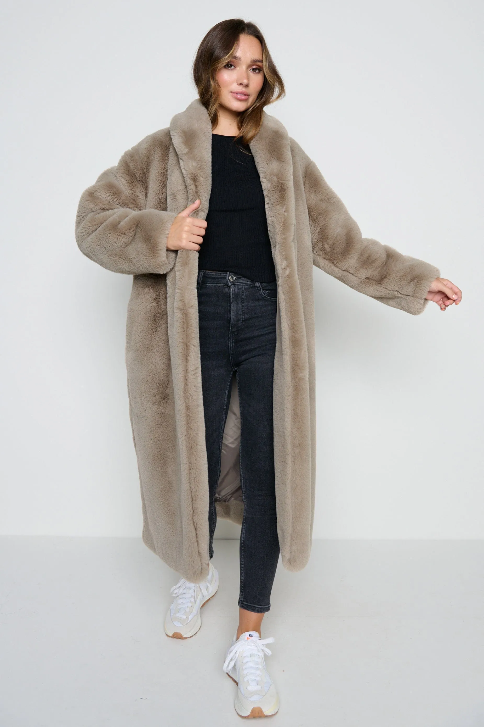 Bailee Faux Fur Coat - Taupe