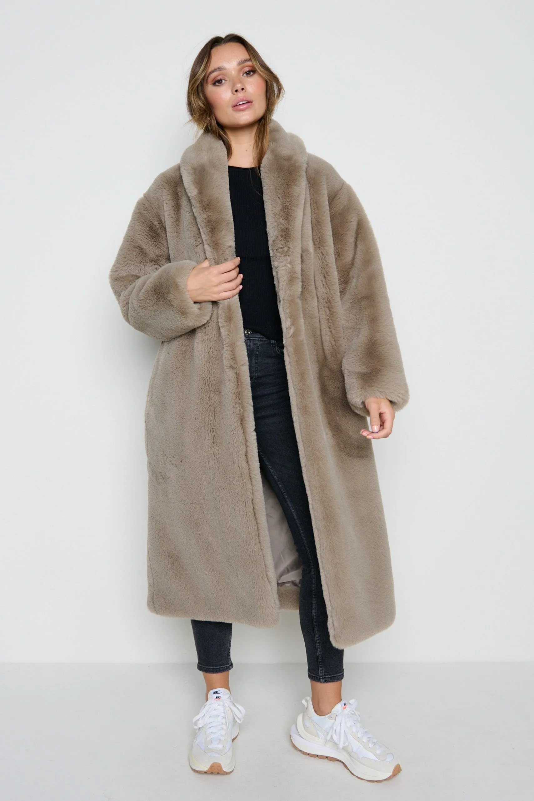 Bailee Faux Fur Coat - Taupe