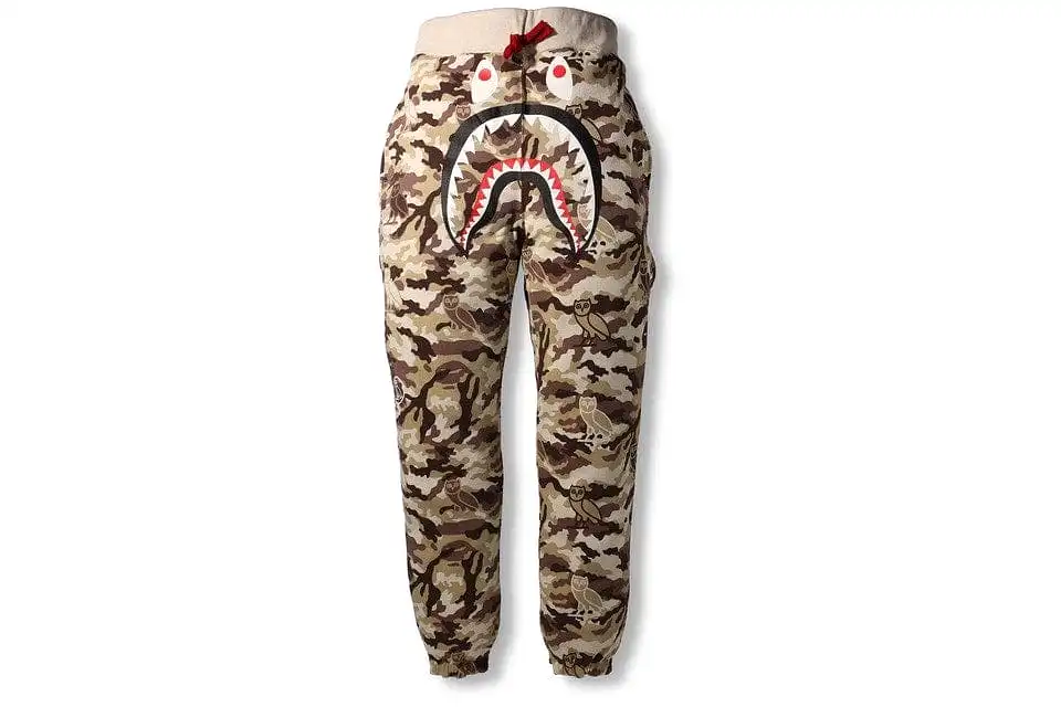 BAPE X OVO WOODLAND CAMO SHARK REVERSIBLE SWEATPANTS RED