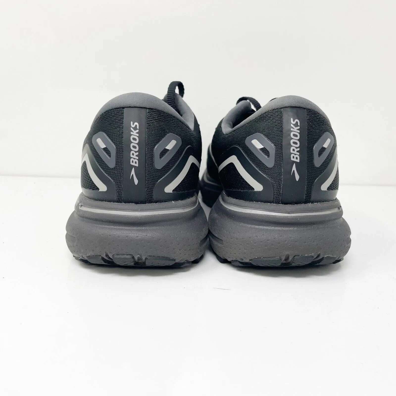 Brooks Womens Ghost 15 GTX 1203821B022 Black Running Shoes Sneakers Size 8.5 B