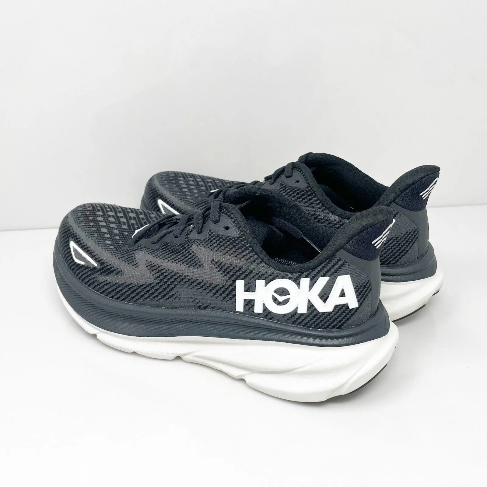 Hoka One One Womens Clifton 9 1127896 BWHT Black Running Shoes Sneakers Size 8 B