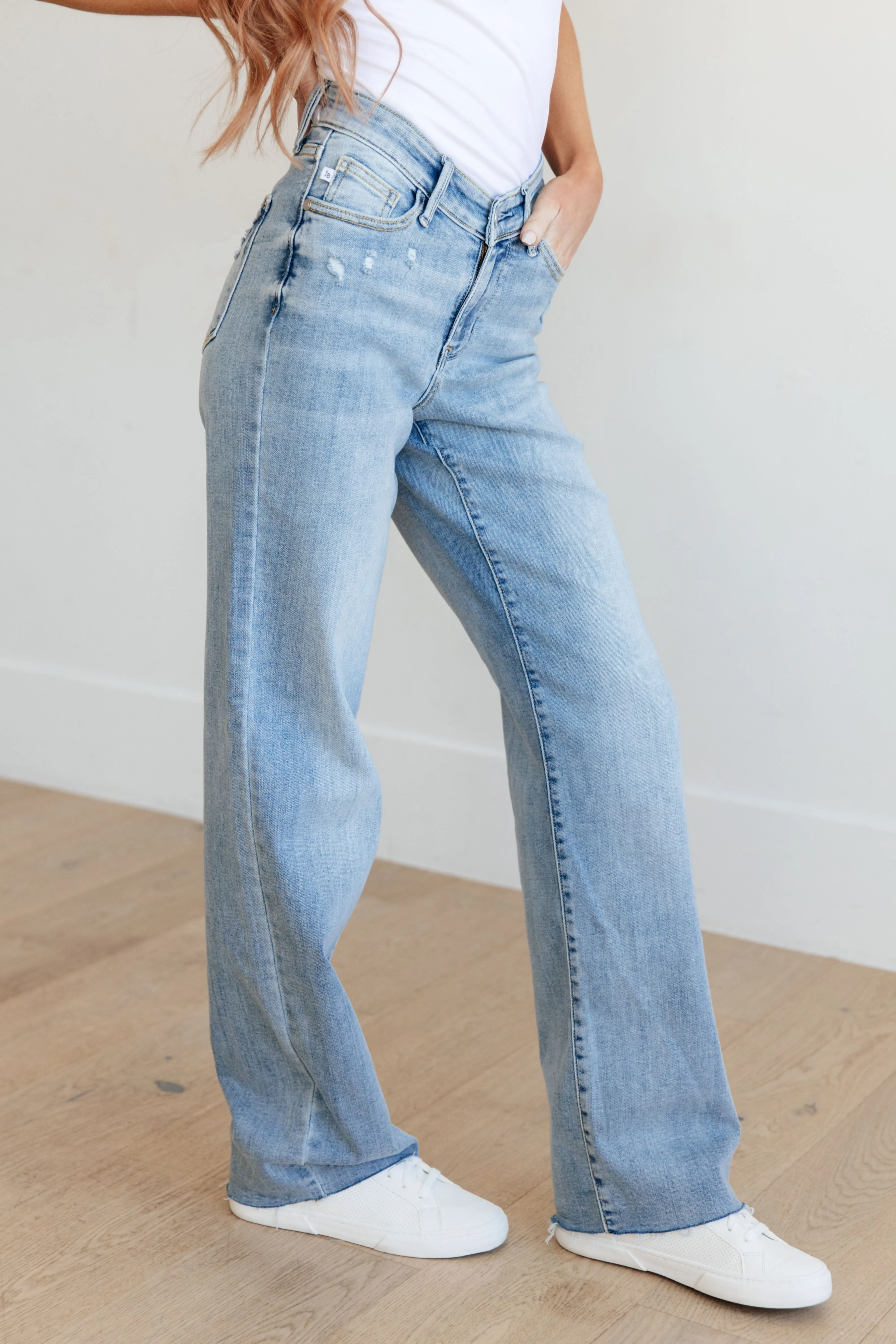 Mildred V Front Waistband Straight Jeans