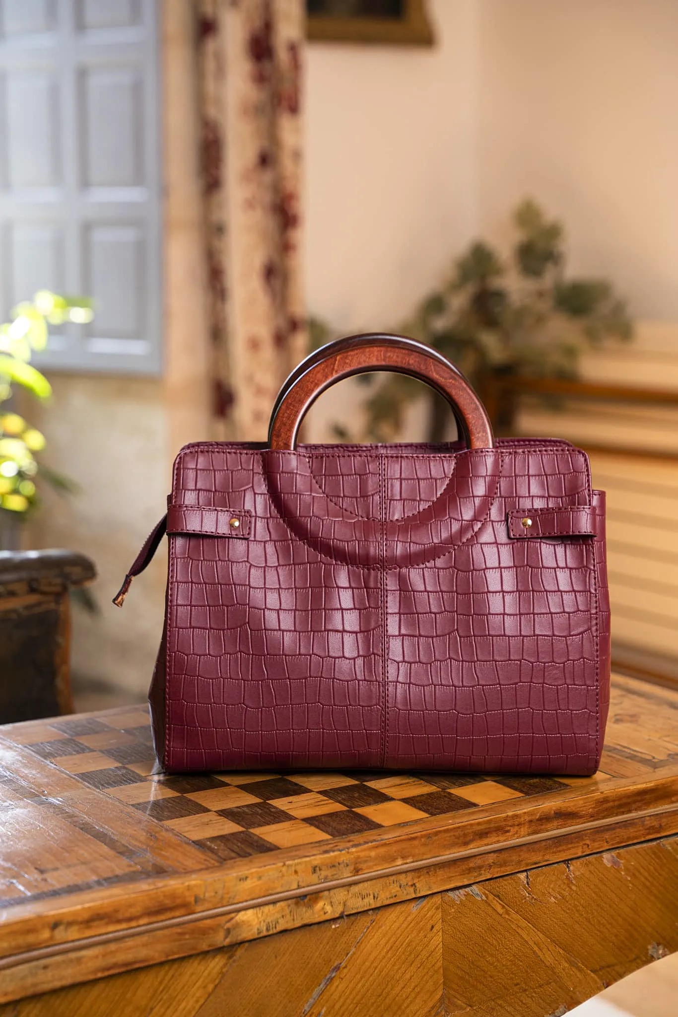 Mini Kayamb Grape Leather Vegan Handbag | Burgundy