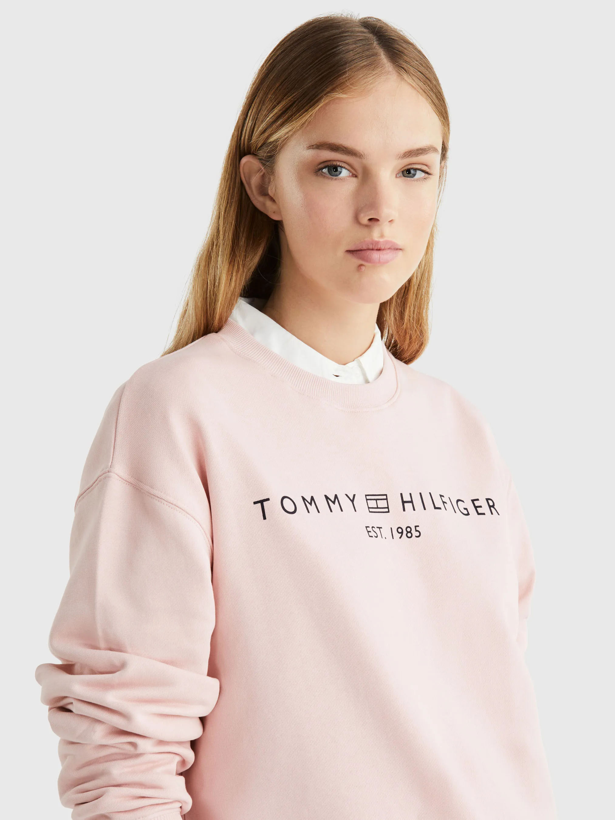 Modern Corp Logo Sweatshirt | Sweatshirts & Hoodies | Tommy Hilfiger