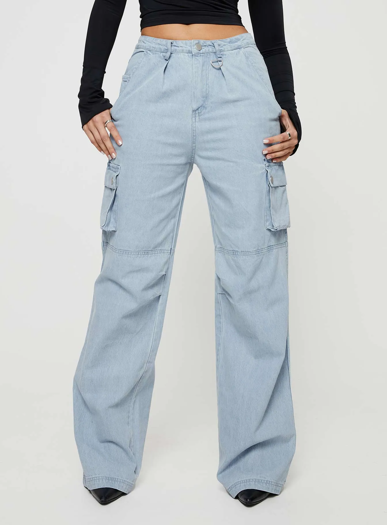 Paige Mid Rise Cargo Jean Light Wash