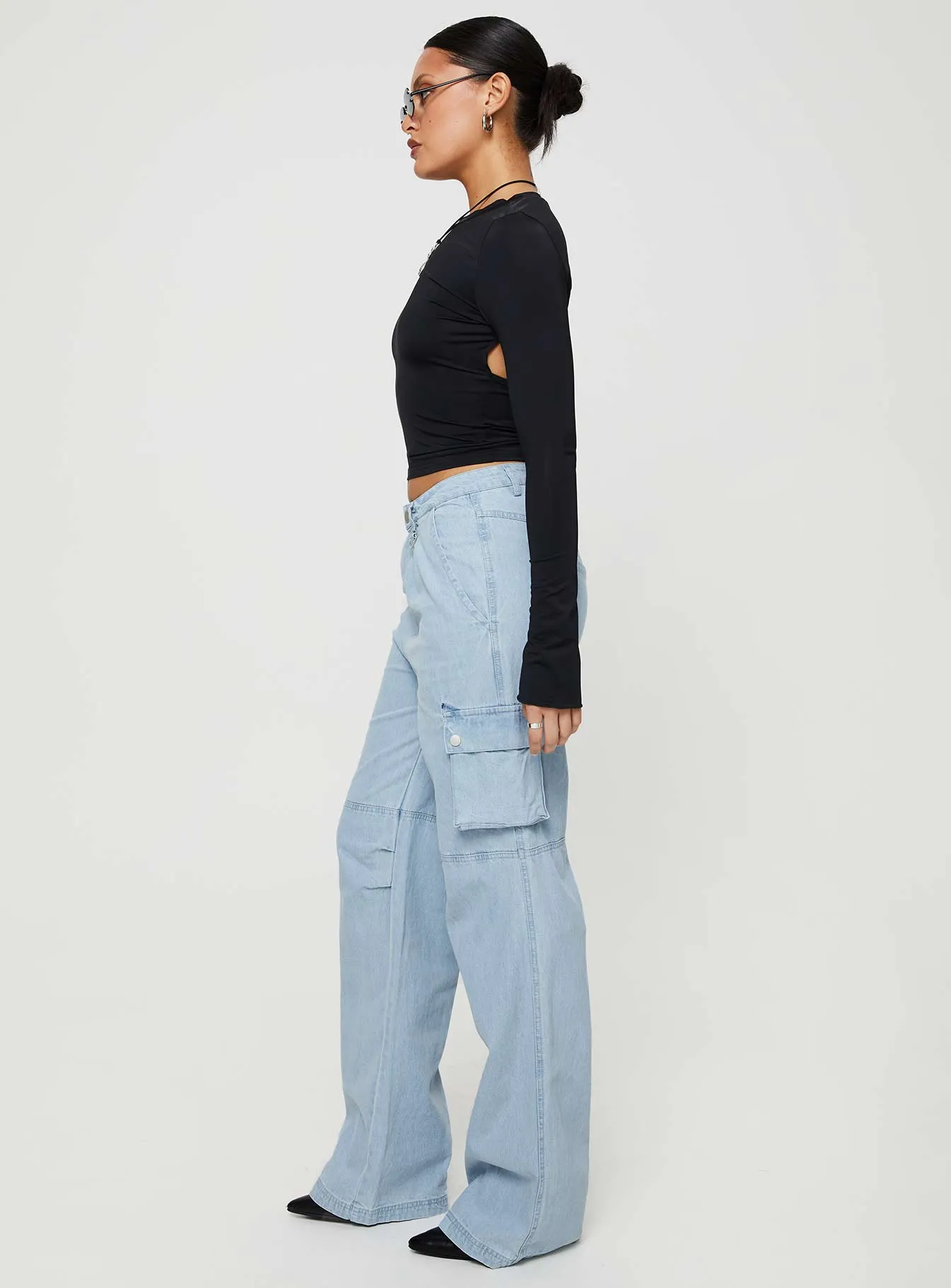 Paige Mid Rise Cargo Jean Light Wash