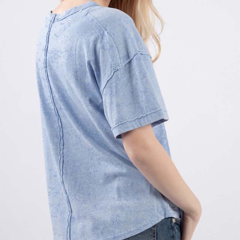 Pocket Tee with Back Seam