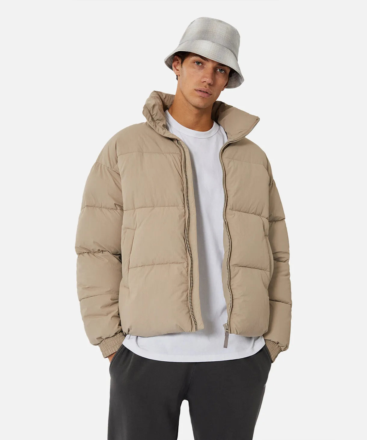 The Regent Puffer Jacket - Latte