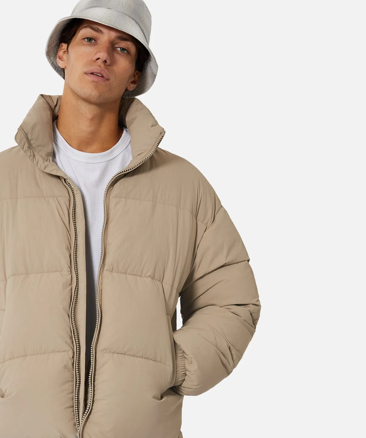 The Regent Puffer Jacket - Latte